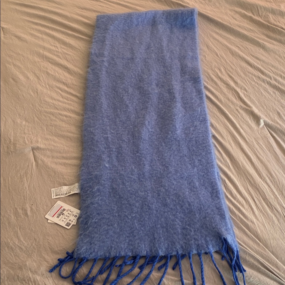 NWT Soft Blue Scarf from Spain - Pull&Bear - Picture 2 of 6